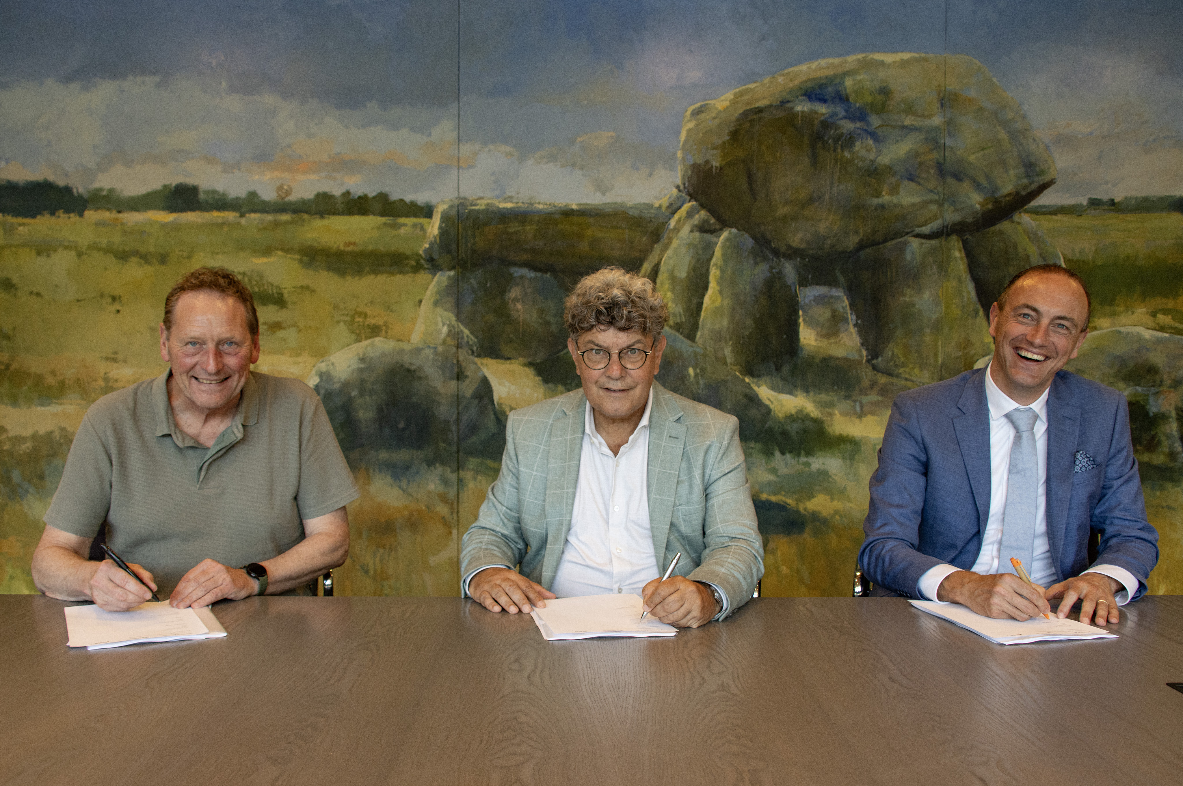 Ondertekening Hy Network waterstofnetwerk